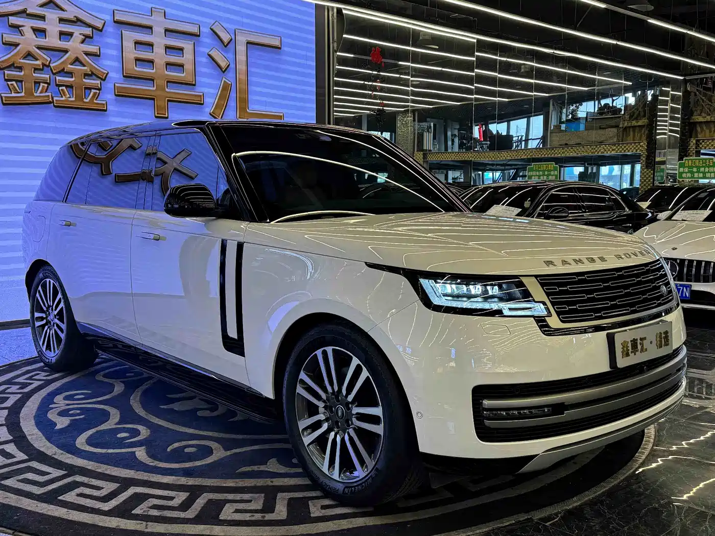 LAND ROVER RANGE ROVER