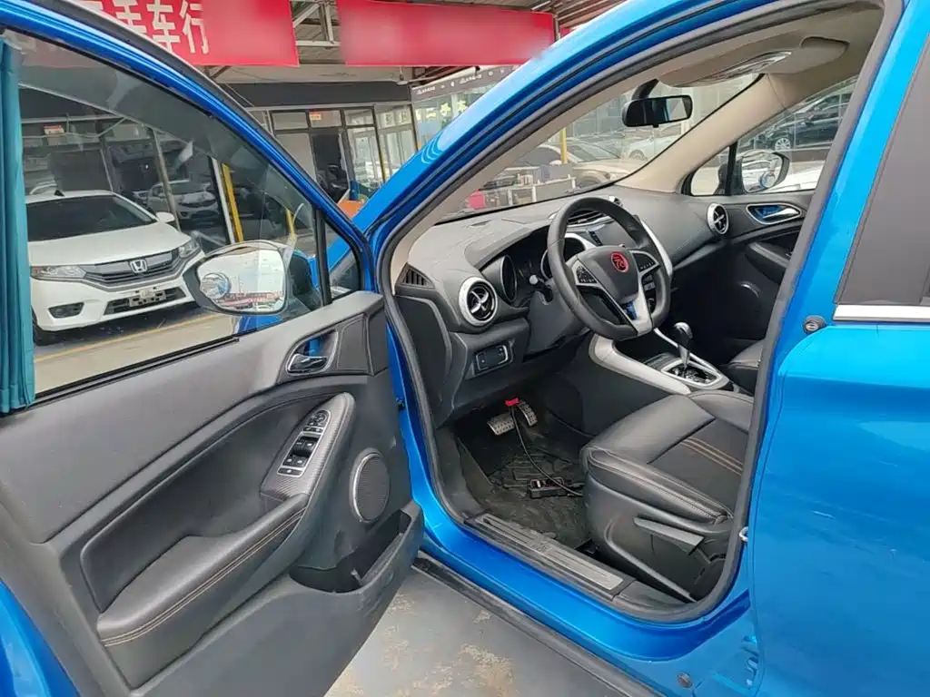 BYD Yuan 2017 2017 1.5L Auto Cool Fashion