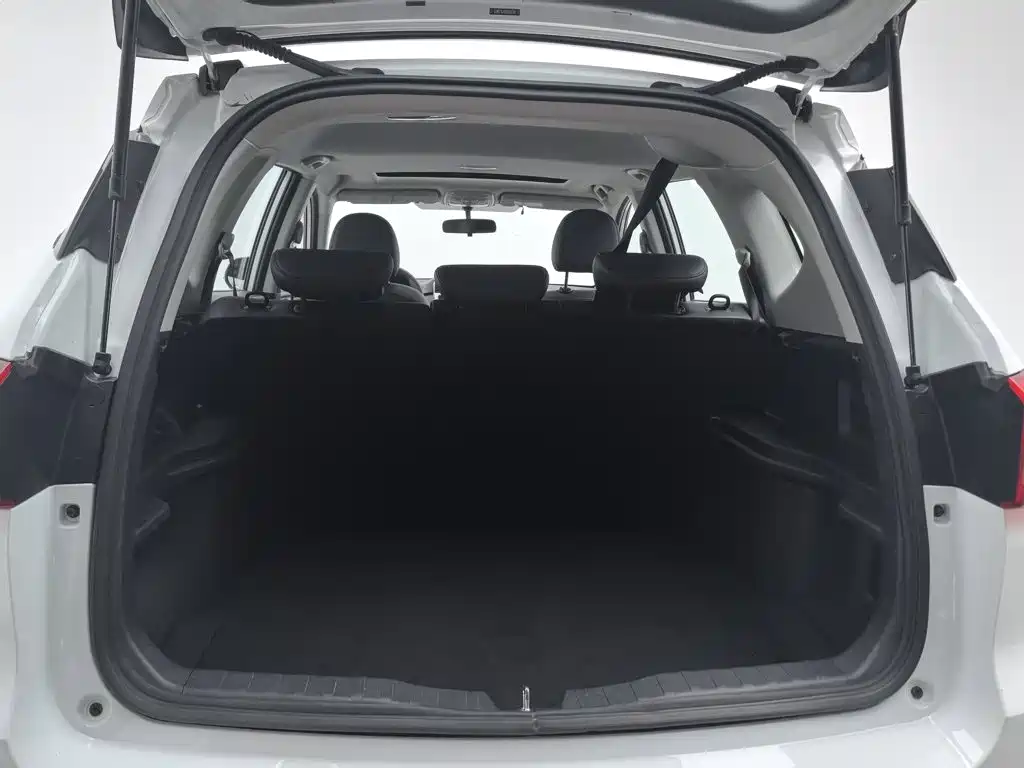Фото 16 - Haval M6