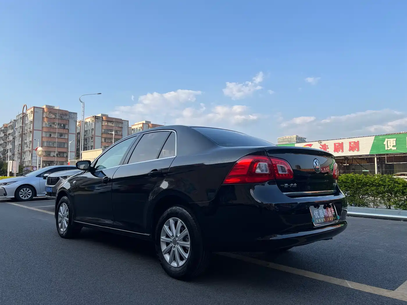 Volkswagen Bora 2013 2012 1.6L Automatic Luxury Model