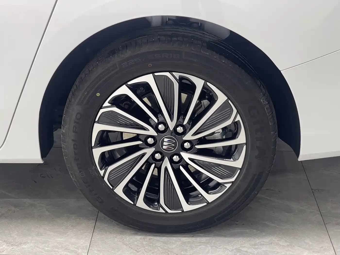 Buick GL8 New Energy 2025 Landprestige First Edition 7-Seater фото 19
