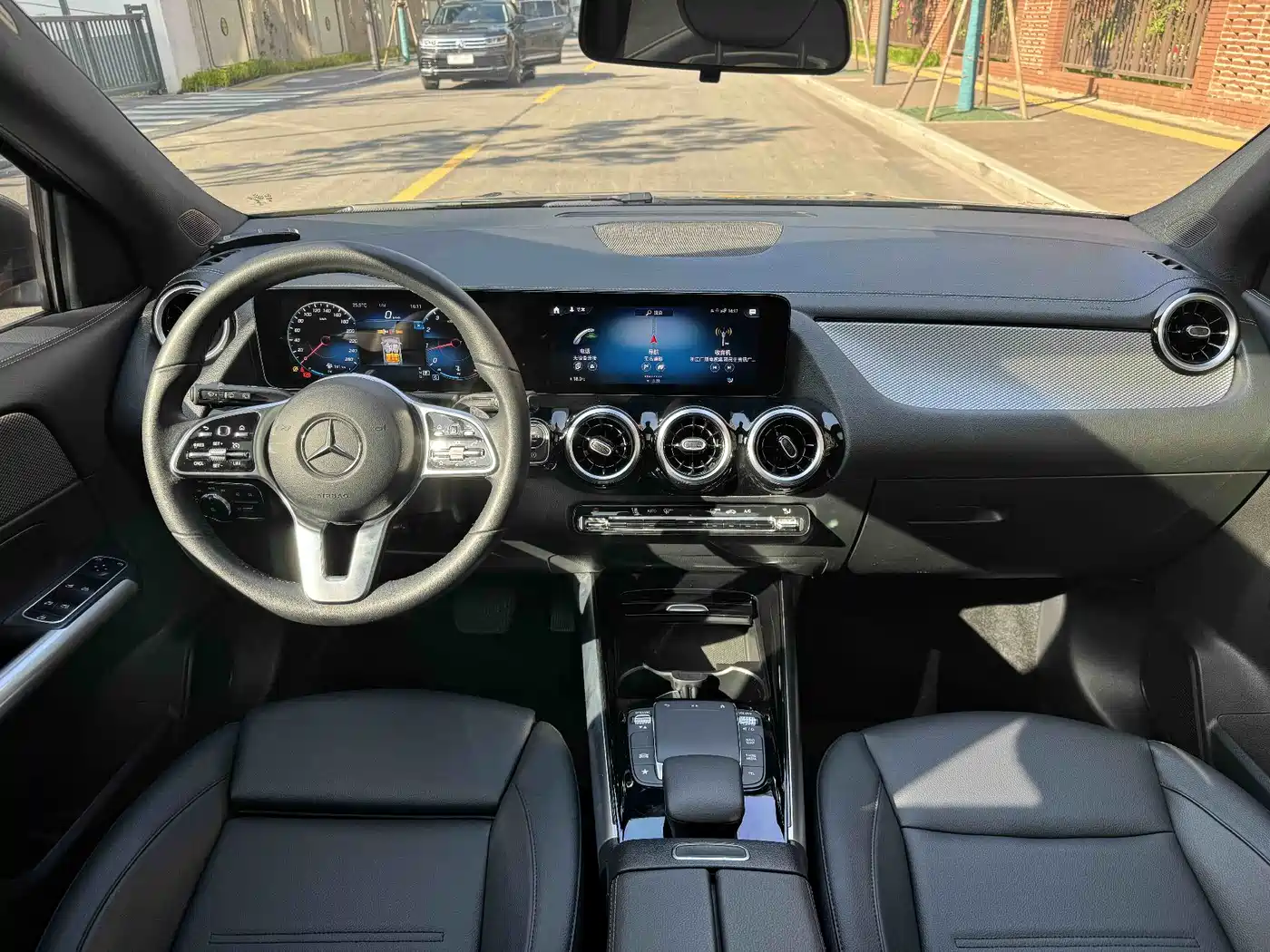Mercedes-Benz GLA 2022 Facelift II GLA 200 фото 11