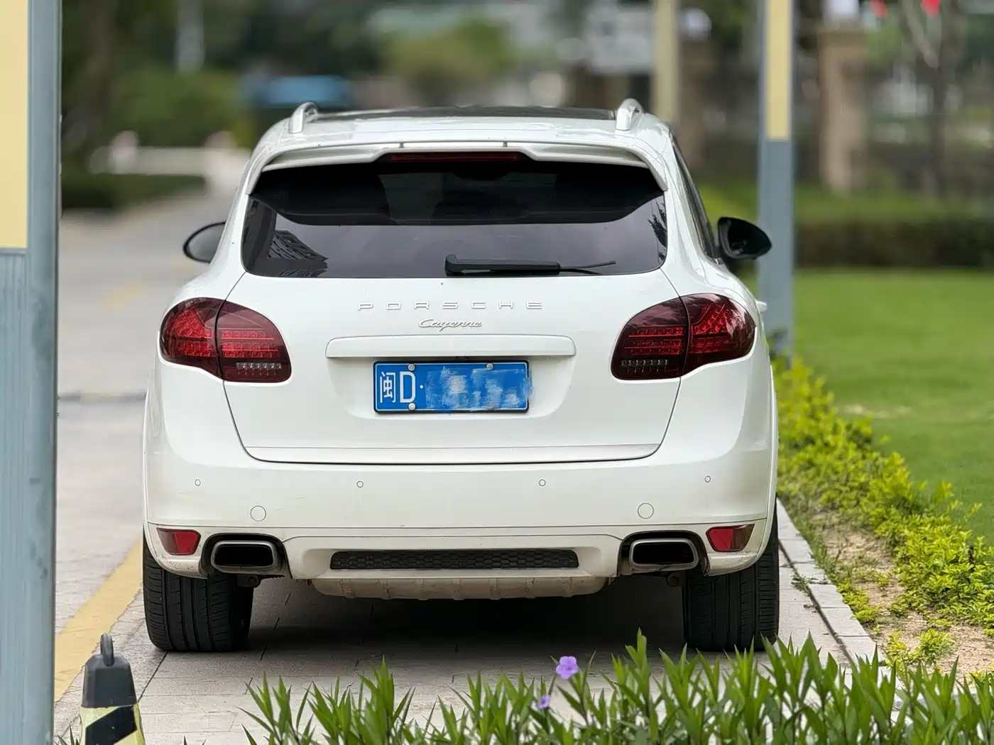 Porsche Cayenne 2014 Cayenne Platinum Edition 3.0T фото 5