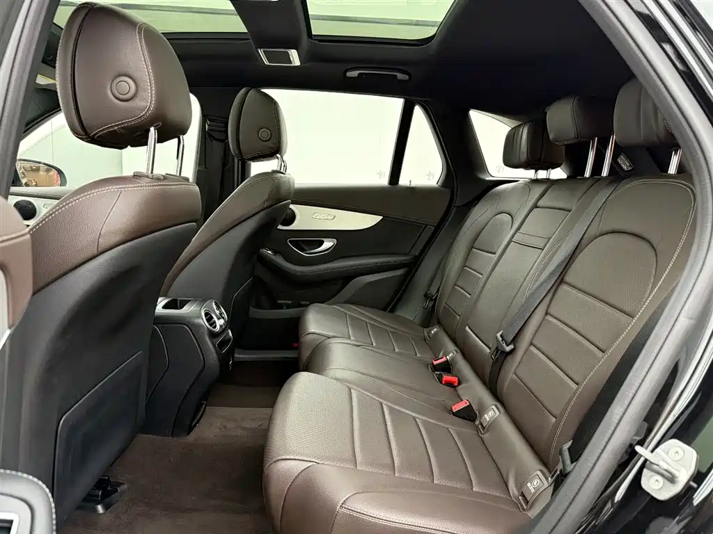 Mercedes-Benz GLC 2022 Facelift III GLC 260 L 4MATIC Dynamic фото 11