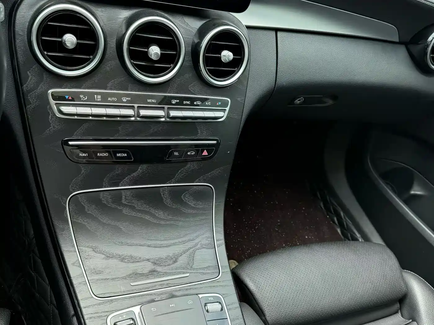 Mercedes-Benz C-Class 2019 C 180 L Fashion Sport Edition фото 7