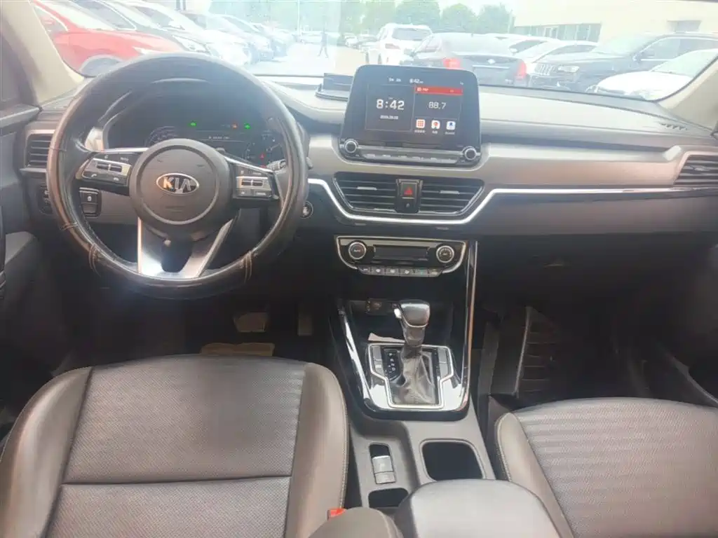 Kia Sportage 2018 2.0L Automatic Smart Luxury (China V) фото 10