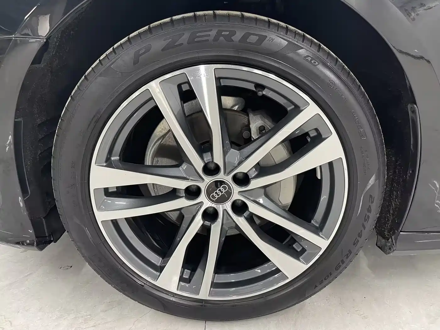 Audi A6L 2023 40 TFSI Luxury Dynamic фото 16