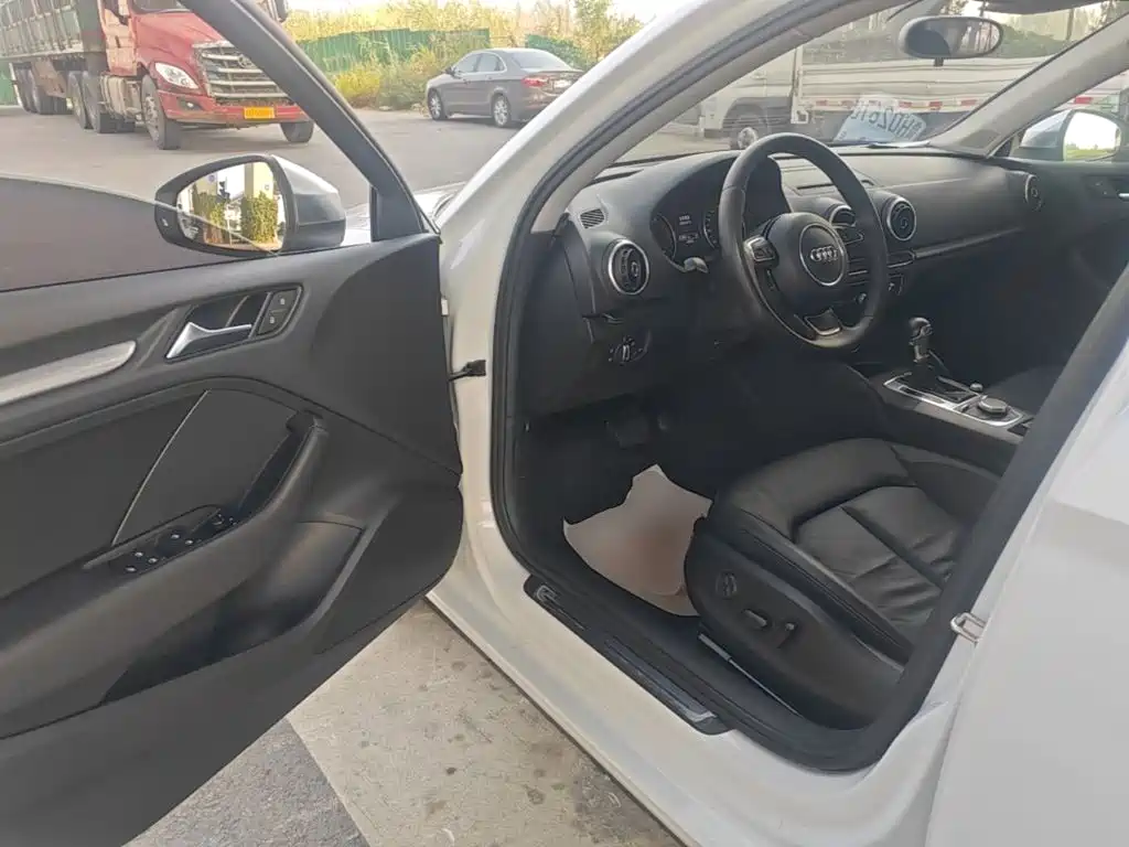 Audi A3 2015 2014 Limousine 35 TFSI Auto Comfort