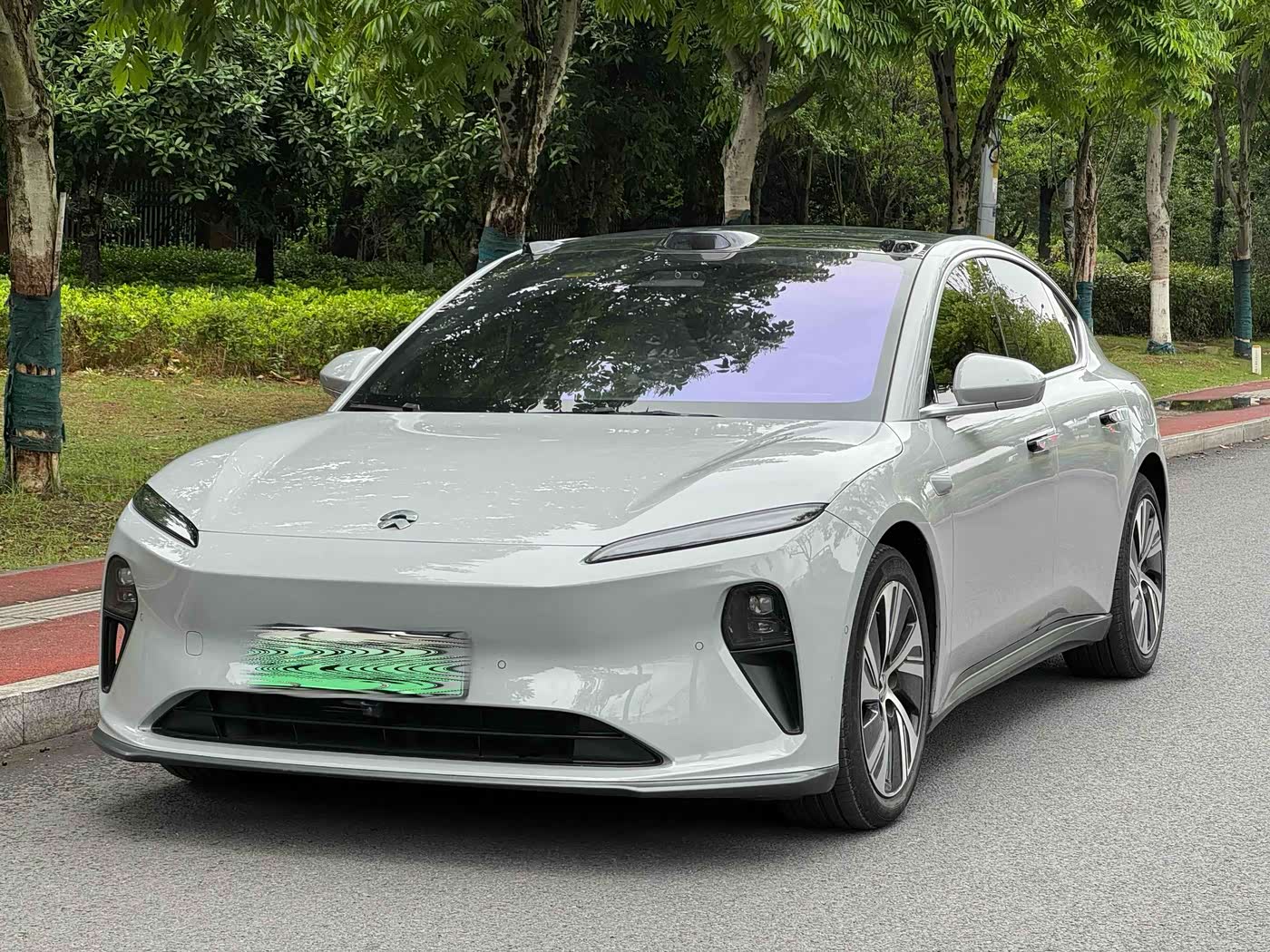 NIO ET5