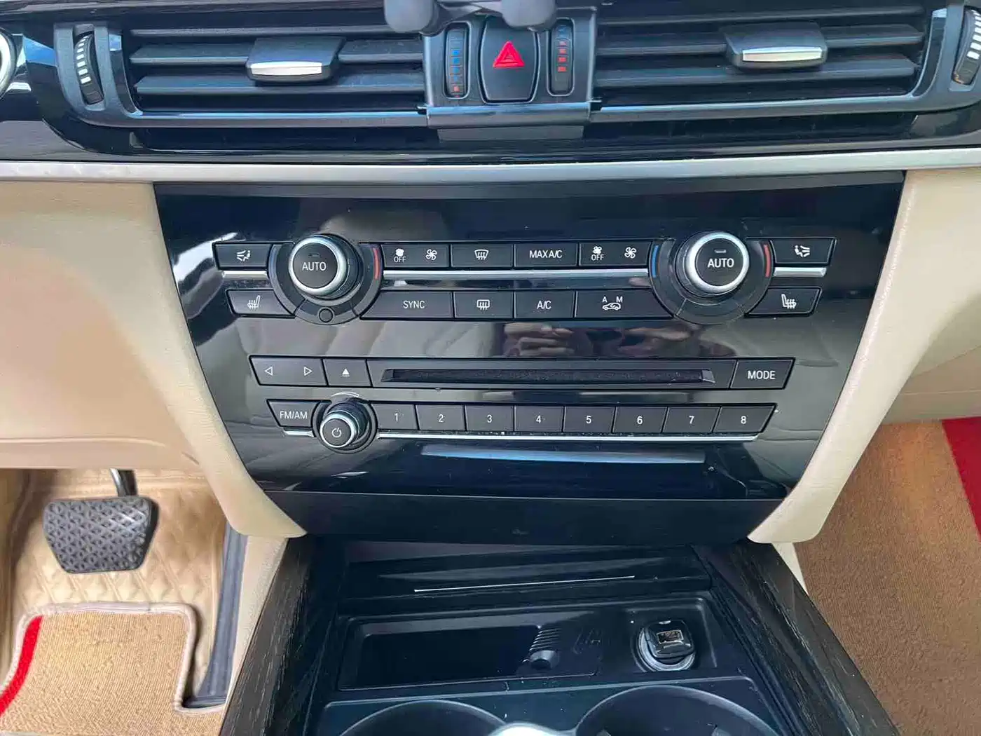 Lexus LX 2016 570 Luxury Premium Edition фото 13