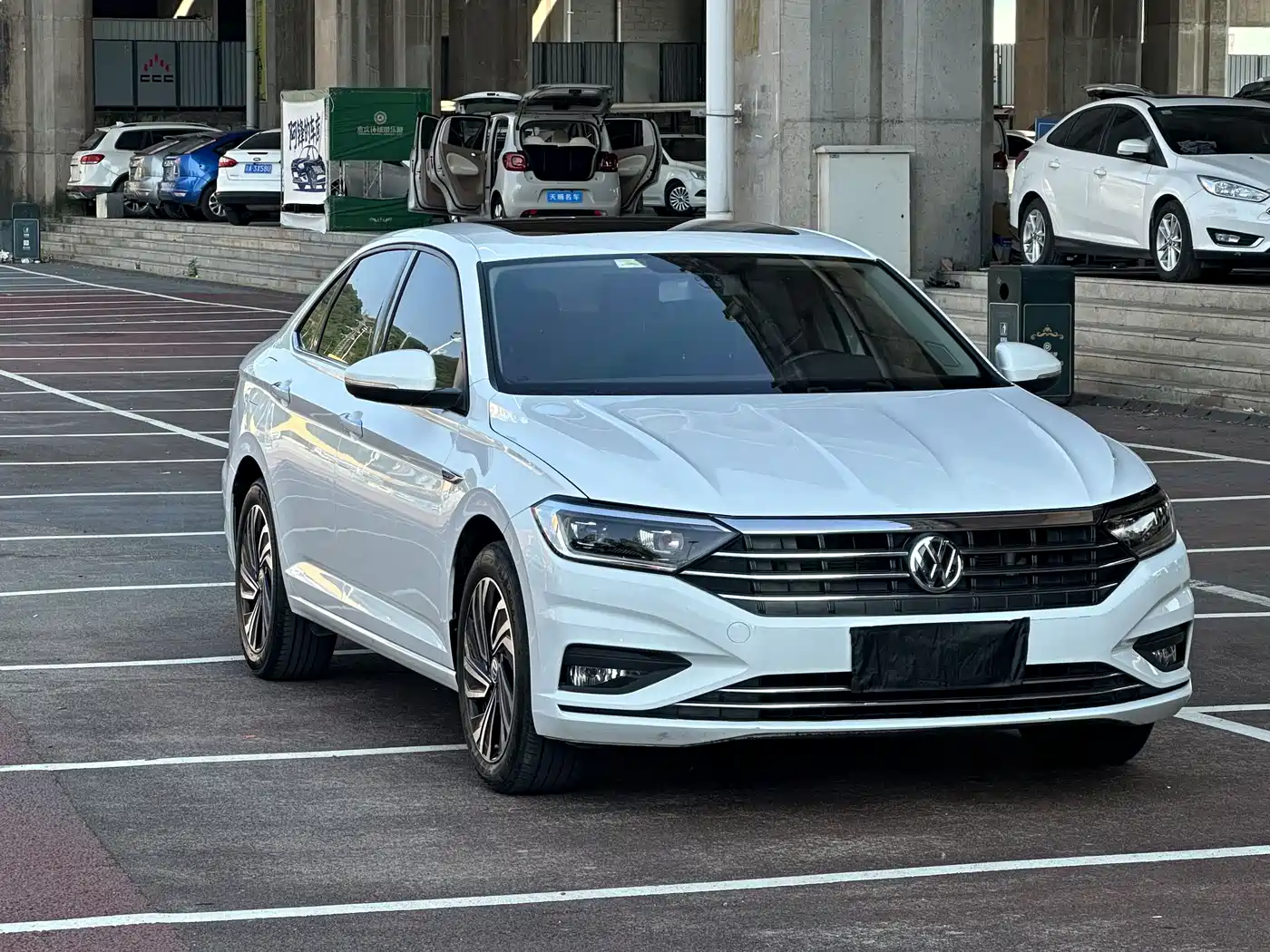 Volkswagen Sagitar 2021 280TSI DSG Surpassing Edition фото 3