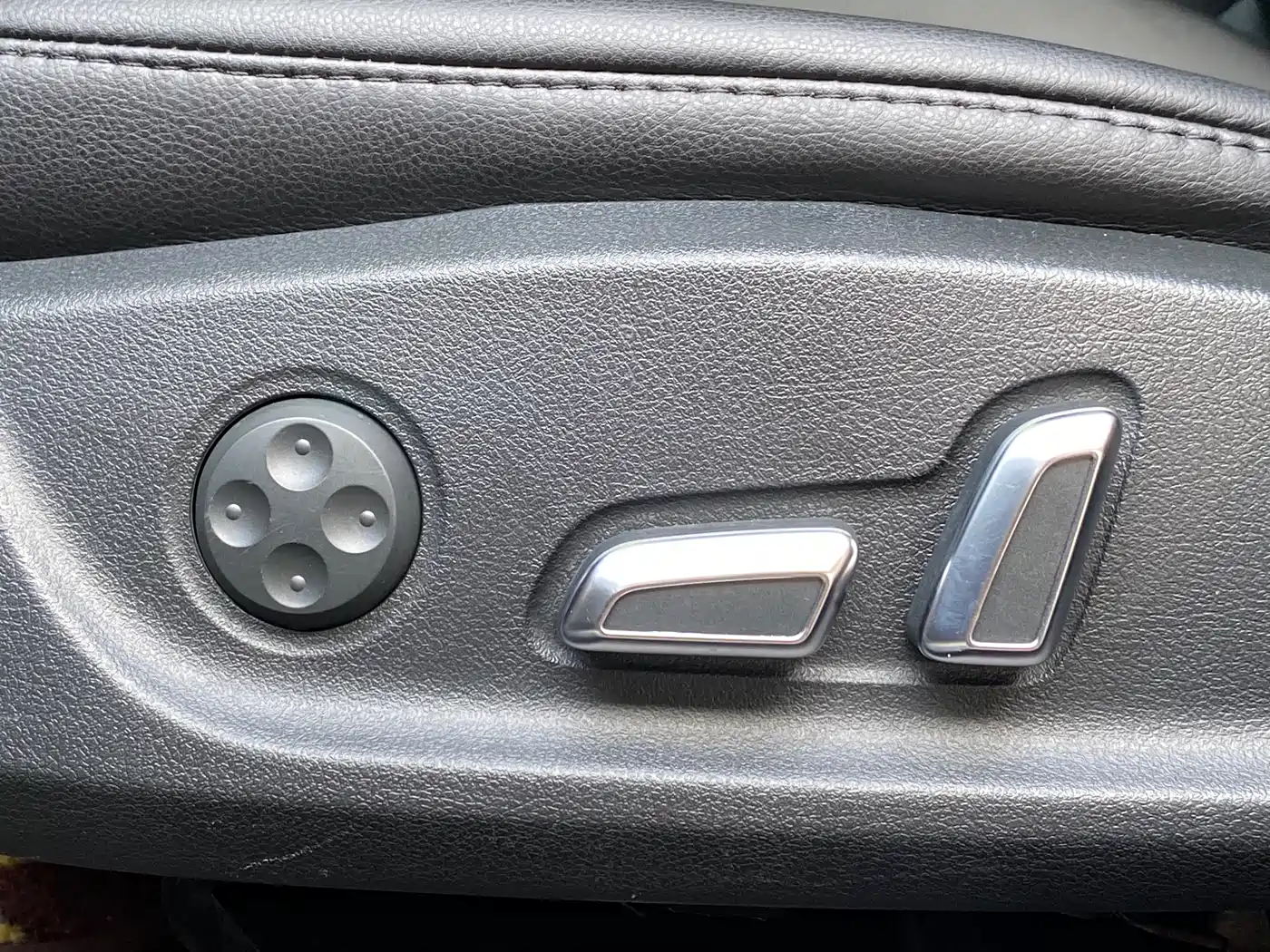 Audi A4L 2013 35 TFSI Automatic Standard фото 11