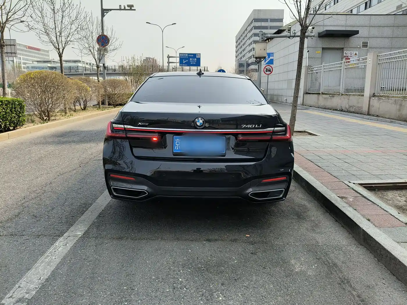 BMW 7 Series 2019 Facelift 740Li xDrive Executive M Sport Package фото 30