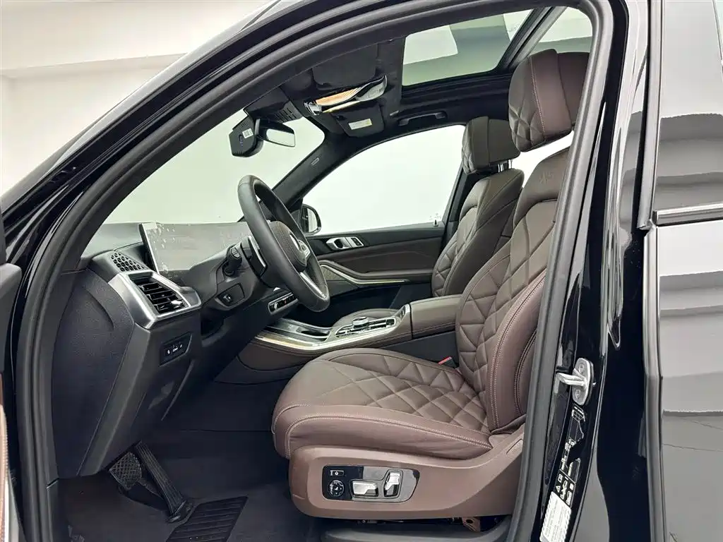 BMW X5 2026 xDrive 40Li M Sport Night Edition Package фото 19