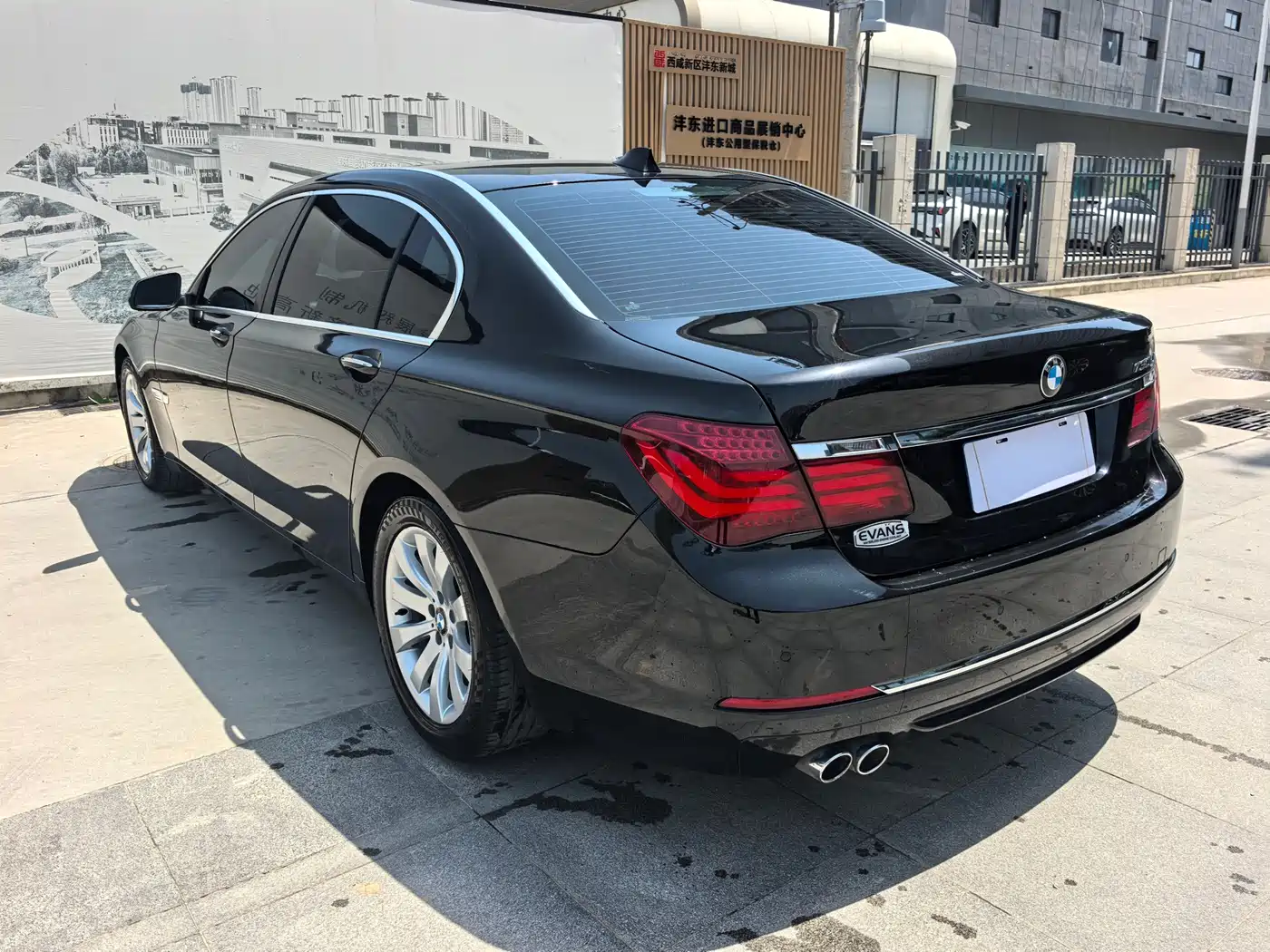 BMW 7 Series 2013 Model 730Li Luxury фото 9