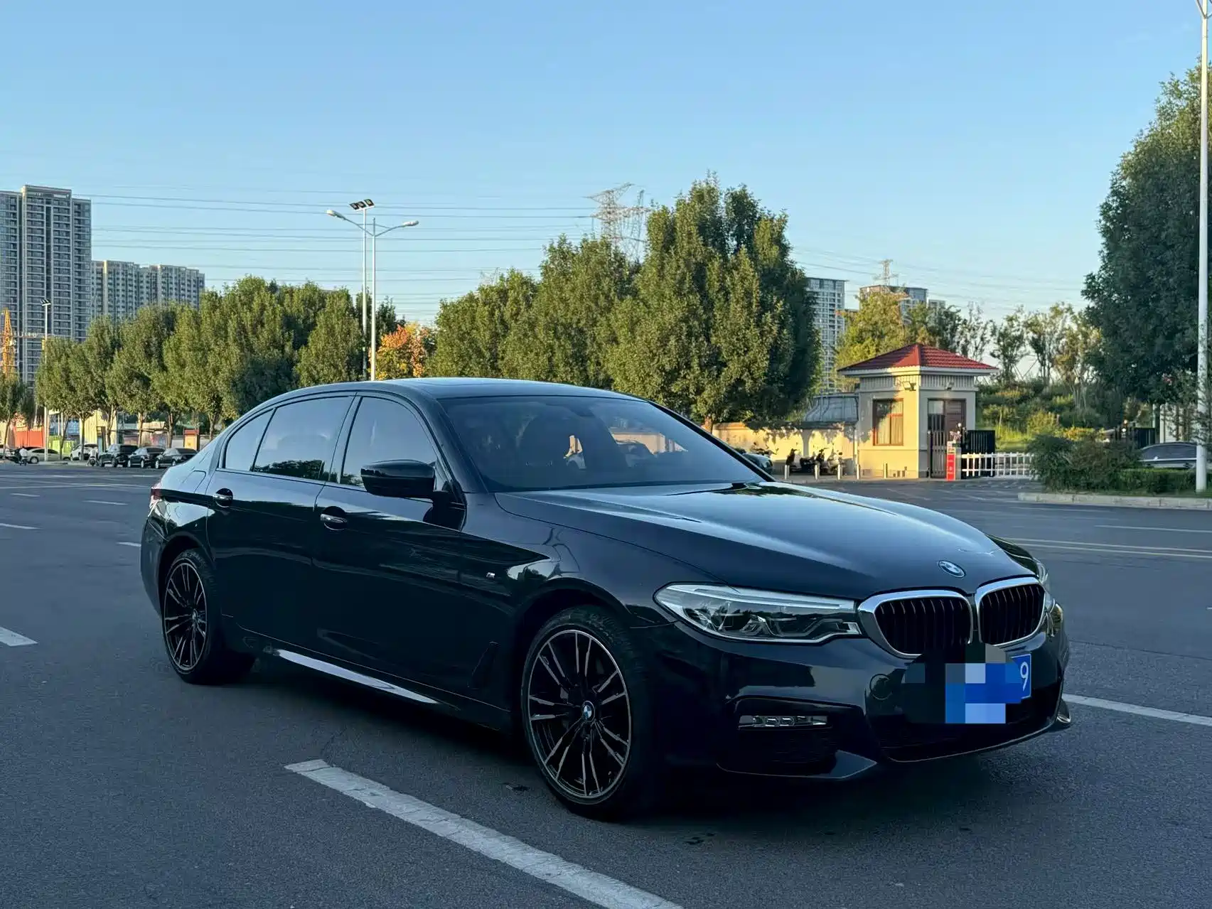 صورة 3 - BMW 5 Series