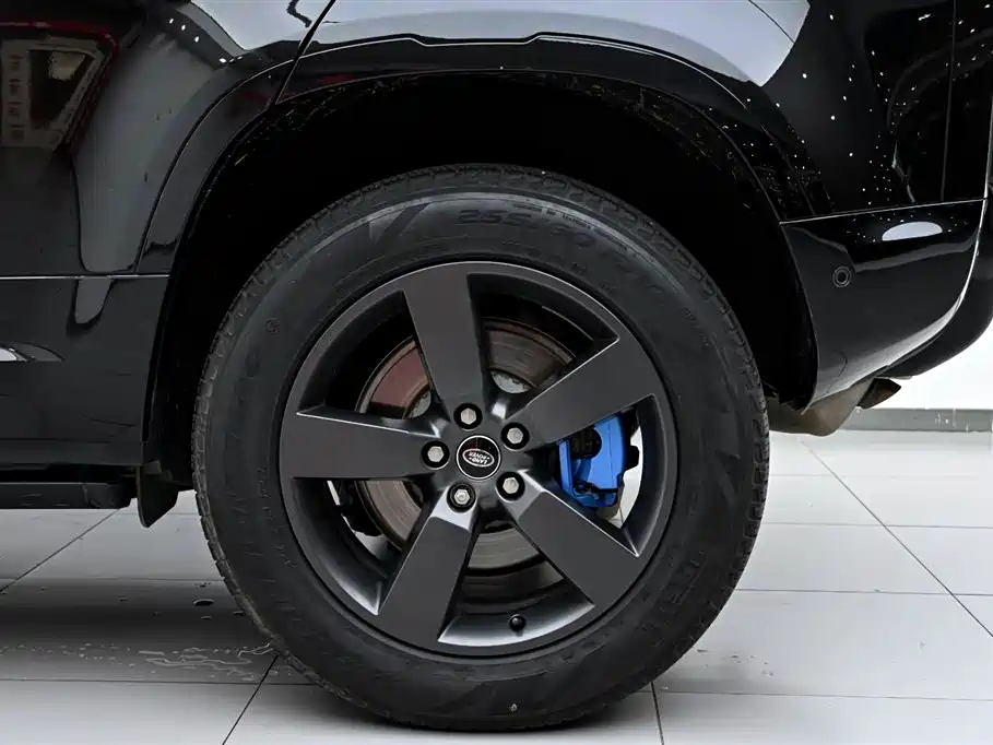 Land Rover Defender 2024 2024 110 3.0T P400 X-DYNAMIC HSE