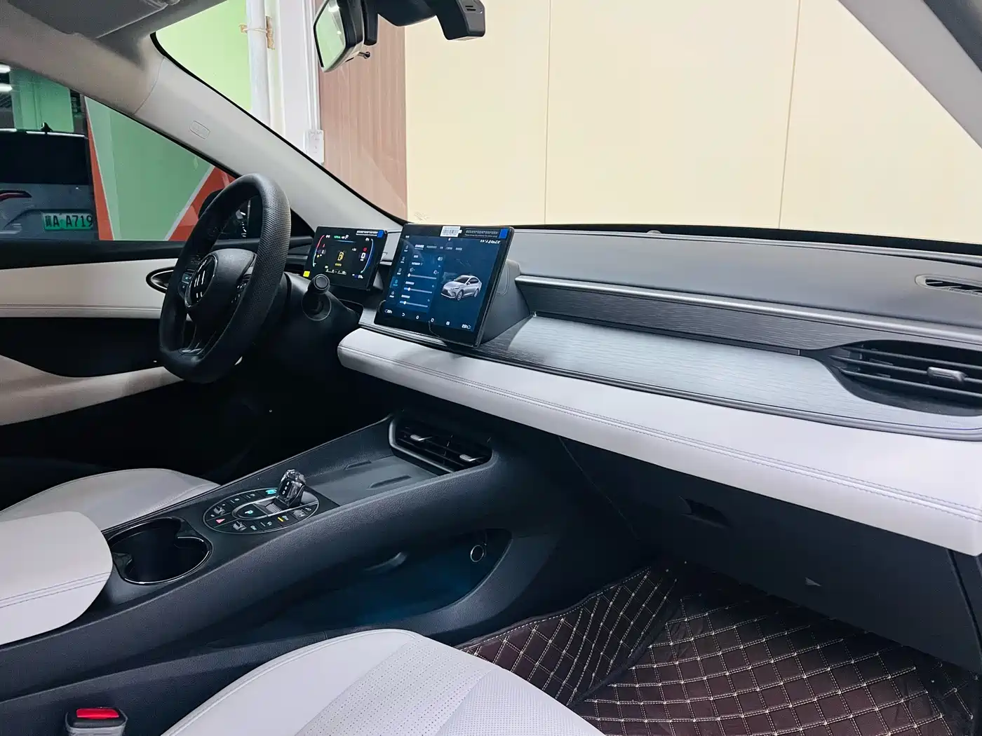BYD Hai Bao 05 DM-i 2025 DM-i Smart Drive Edition 55KM Luxury фото 9