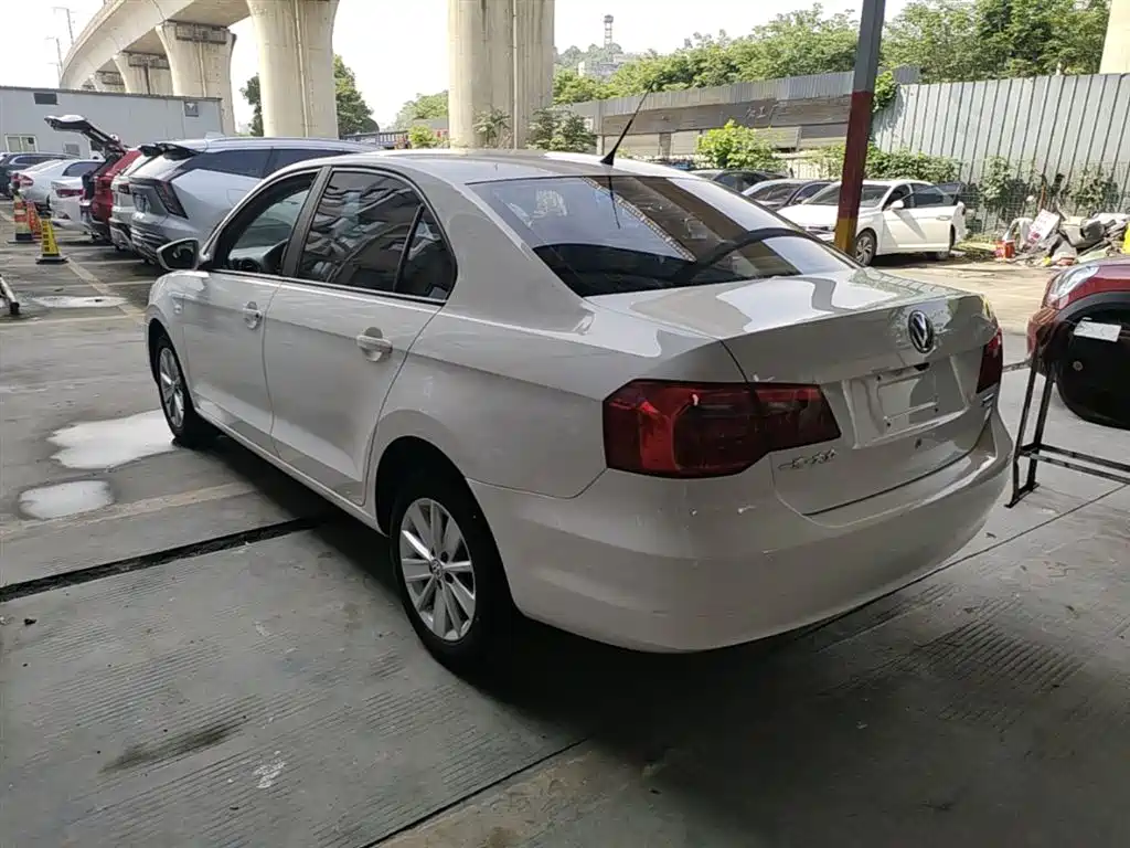 Volkswagen Jetta 2015 Value Edition 1.6L Automatic Comfort фото 5