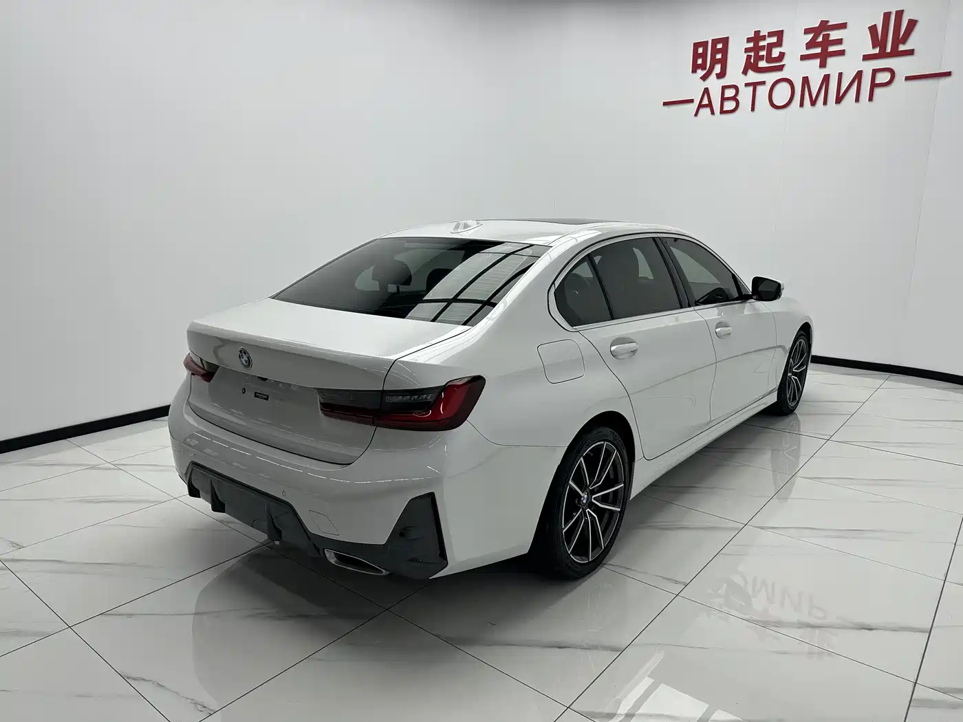 BMW 3-SERIES