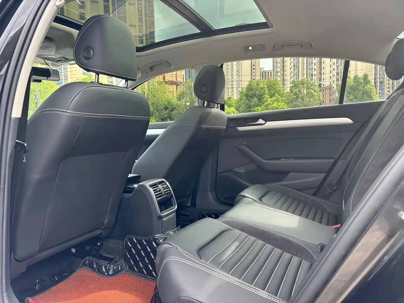 Volkswagen Magotan 2020 280TSI DSG Comfort фото 5