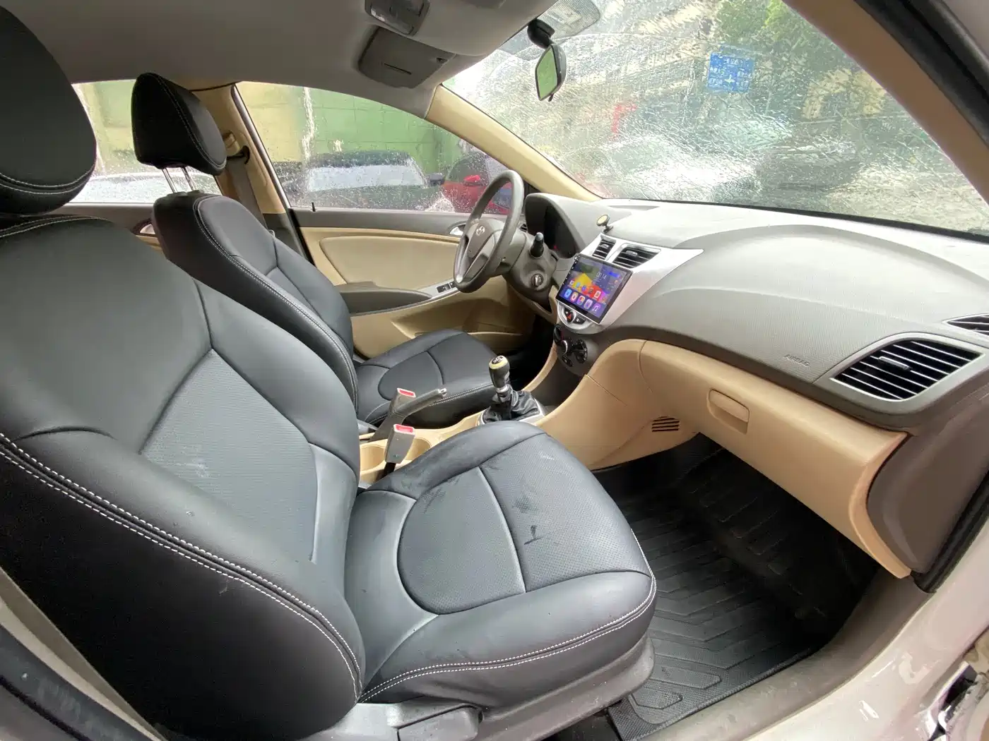 Hyundai Verna 2014 1.4L Manual Fashion GS фото 12