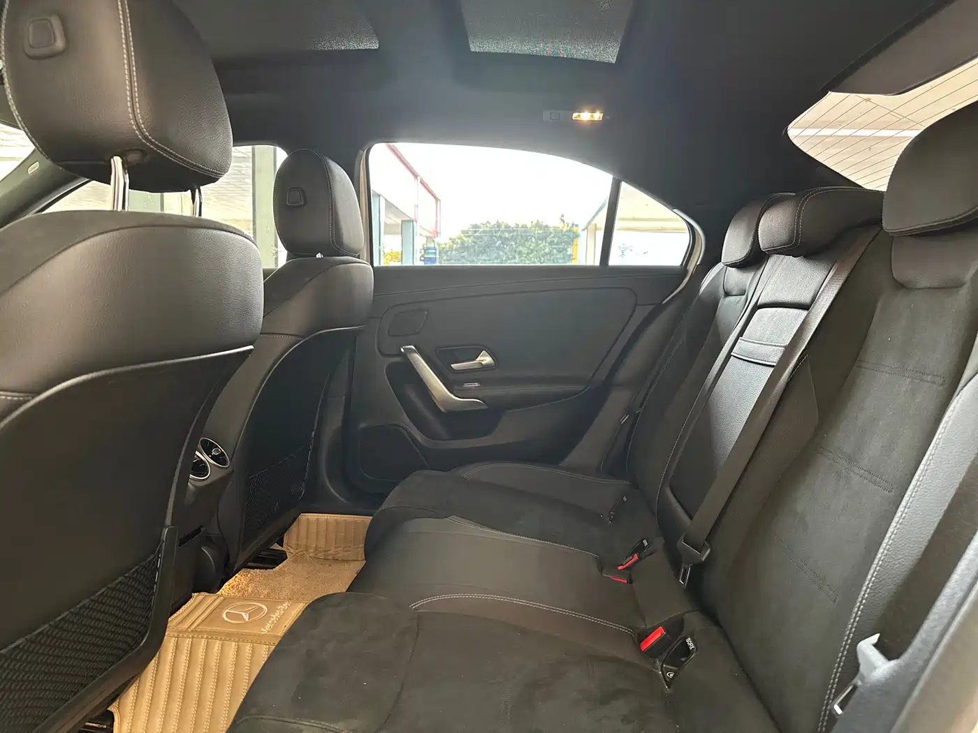 Mercedes-Benz A-Class 2020 A 200 L Sport Sedan фото 7