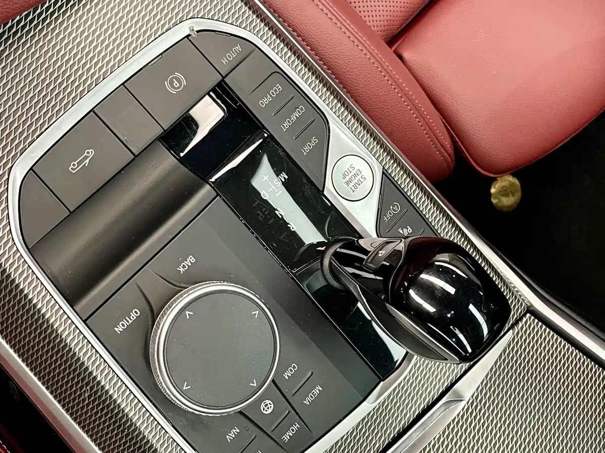 BMW 4 Series 2023 430i Convertible M Sport Shadowline Package фото 11