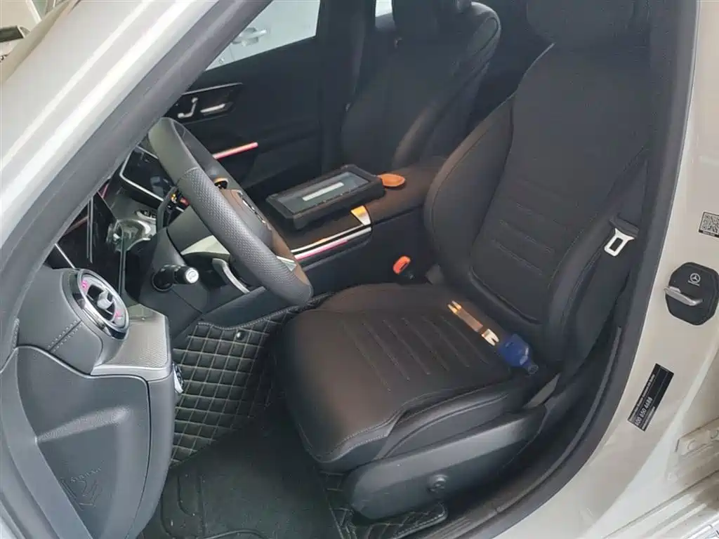 Mercedes-Benz C-Class 2025 C 260 L Sport Edition фото 15