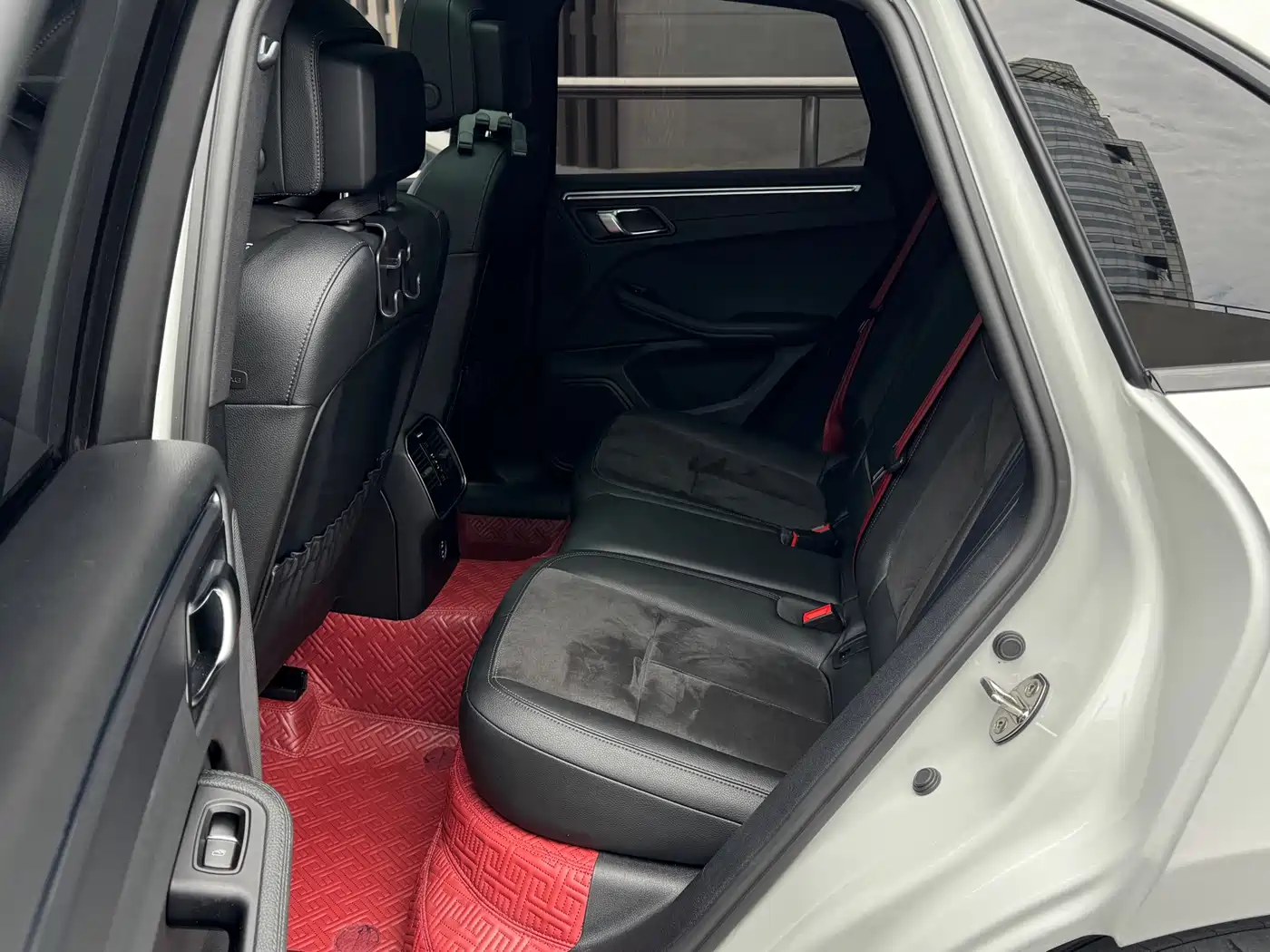 Porsche Macan 2021 Macan 2.0T фото 7