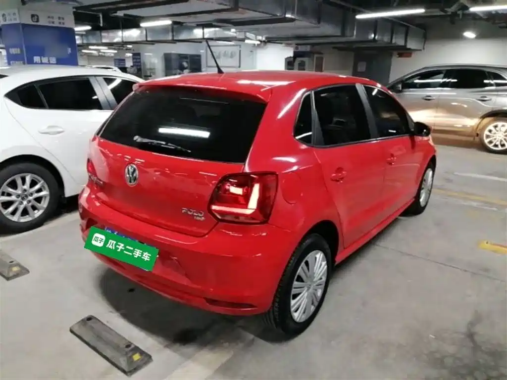 Volkswagen Polo 2016 1.6L Automatic Comfort фото 7