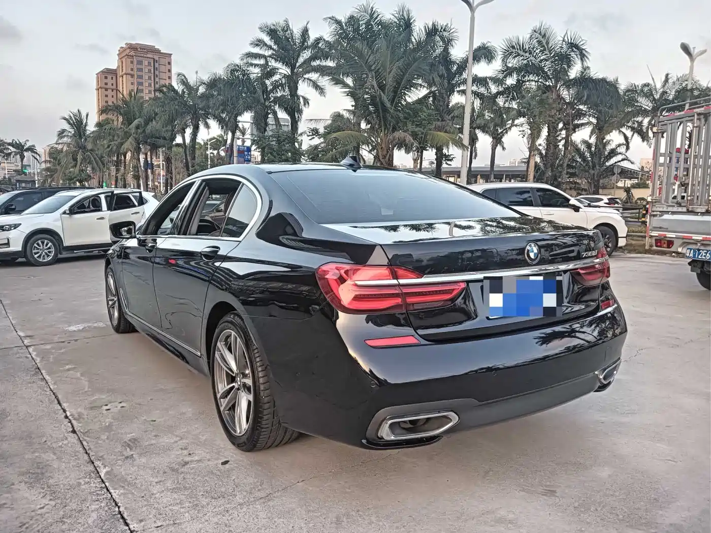 BMW 7 Series 2018 730Li Premium Type M Sport Package фото 14