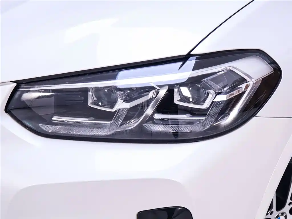 BMW X3 2022 xDrive30i Leading M Night Package фото 4