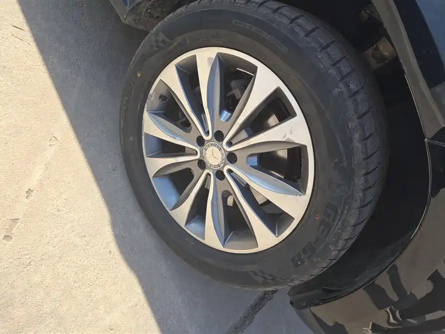 MERCEDES-BENZ GL CLASS