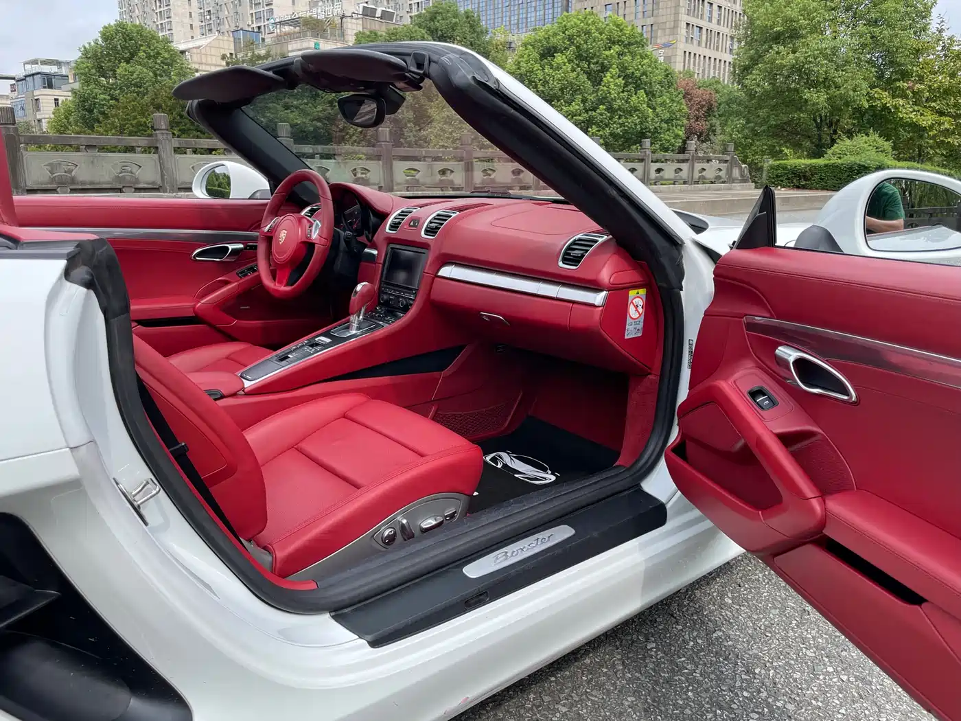 Porsche Boxster 2015 Boxster Style Edition 2.7L фото 20