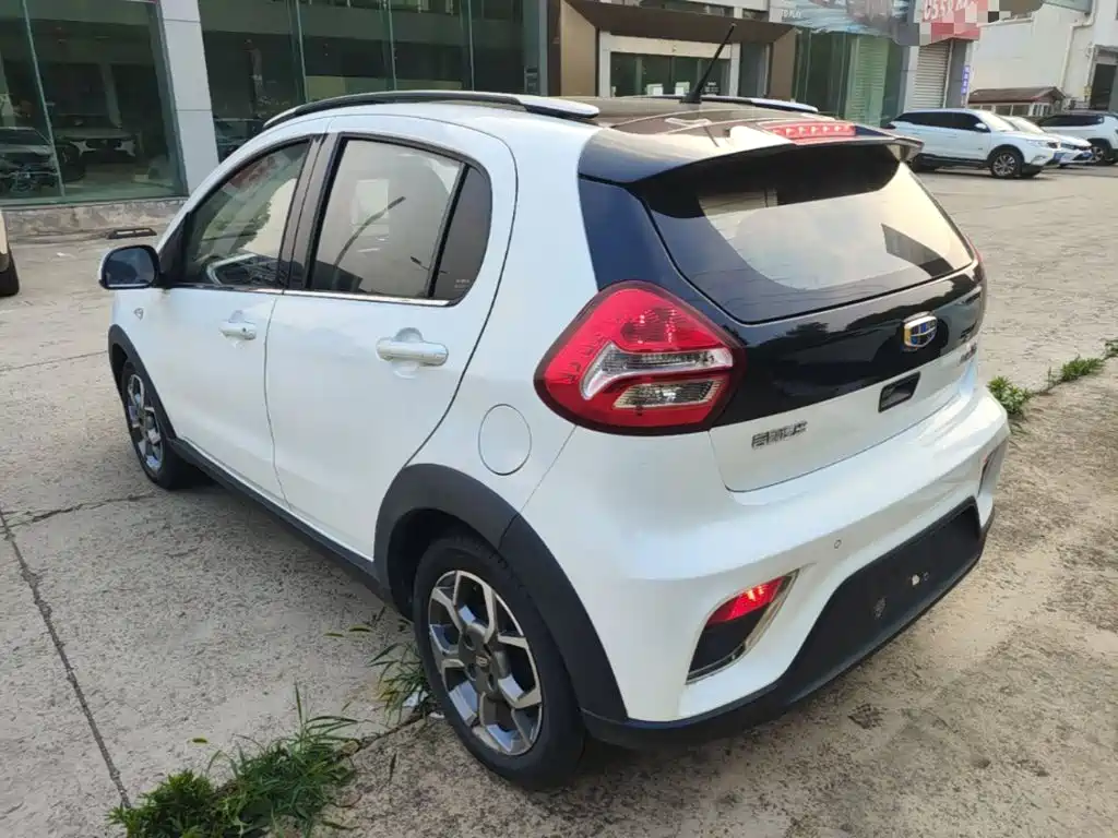 Geely Yuanjing X1 2018 2017 1.3L Auto Player Edition