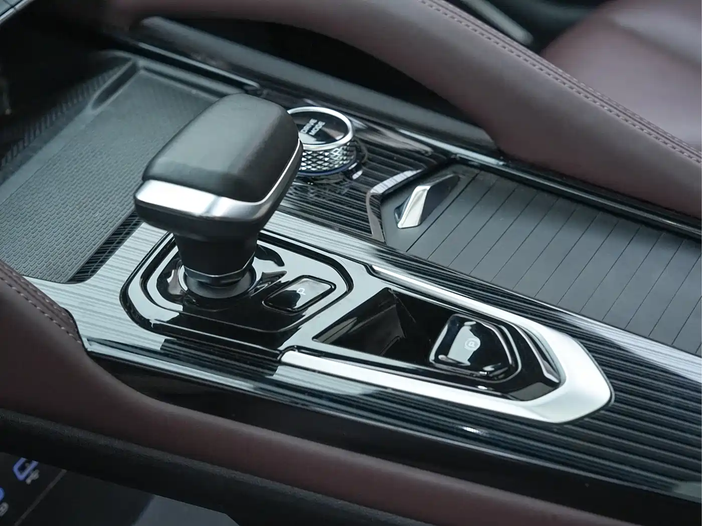 GEELY AUTOMOBILE XINGYUE L