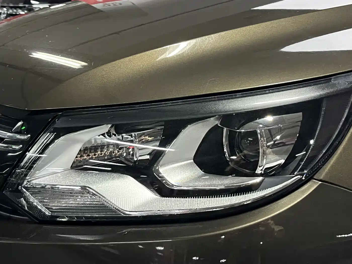 Volkswagen Tiguan 2015 1.8TSI Automatic 2WD Highline фото 7