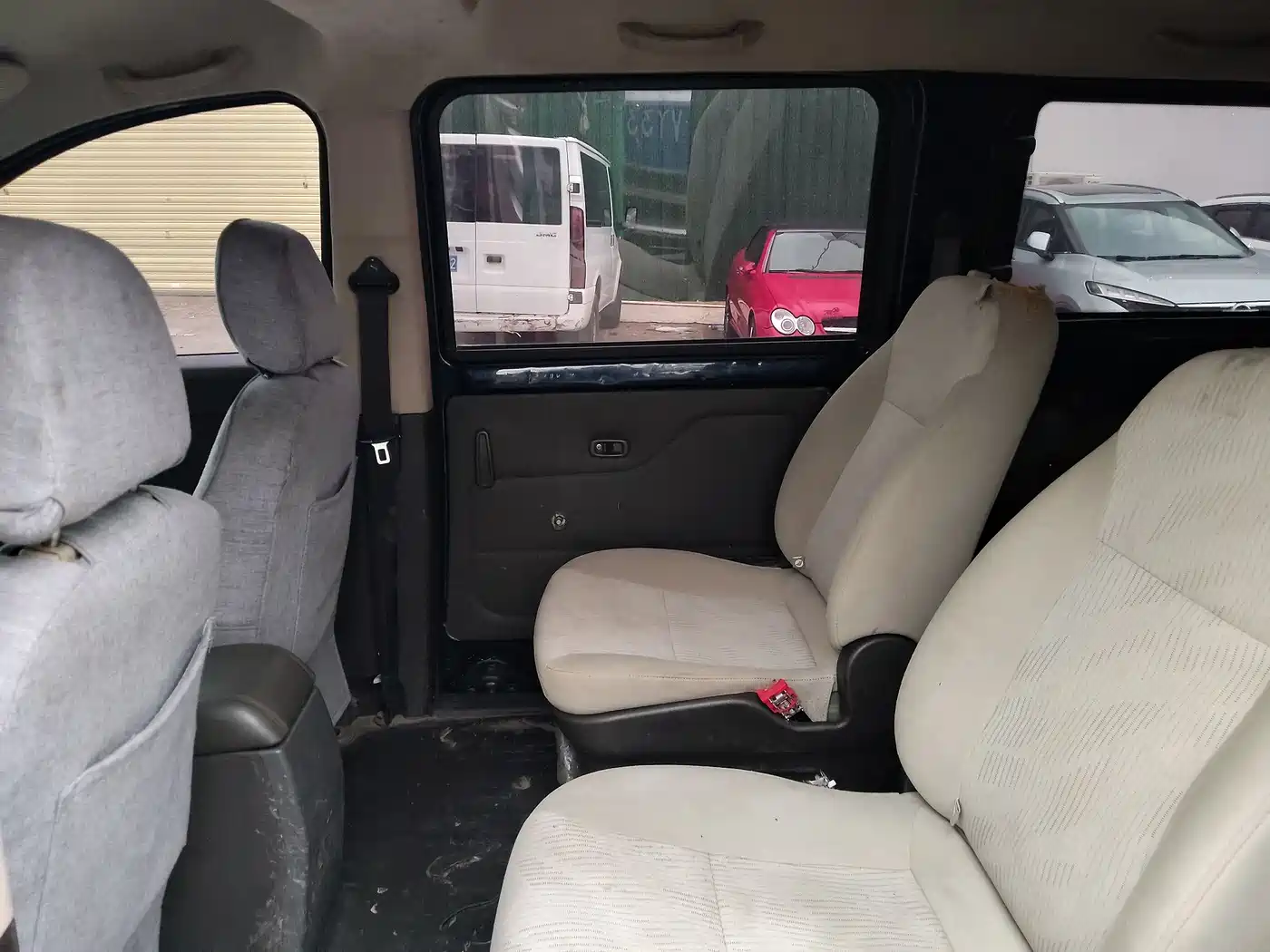 Wuling Motors Wuling Rongguang V 2017 2016 1.2L Standard