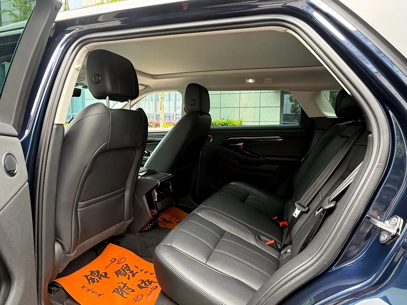 Land Rover Range Rover Evoque 2021 Range Rover Evoque L 249PS R-Dynamic SE Luxury Edition фото 9