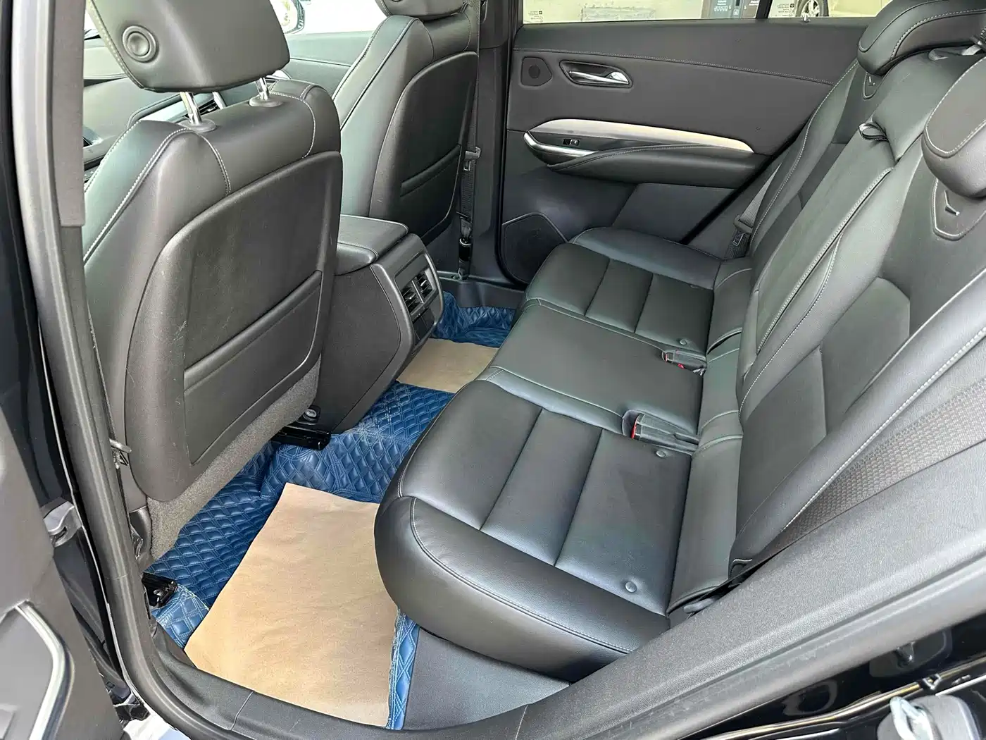 Cadillac XT4 2020 28T FWD Leading Trim фото 5