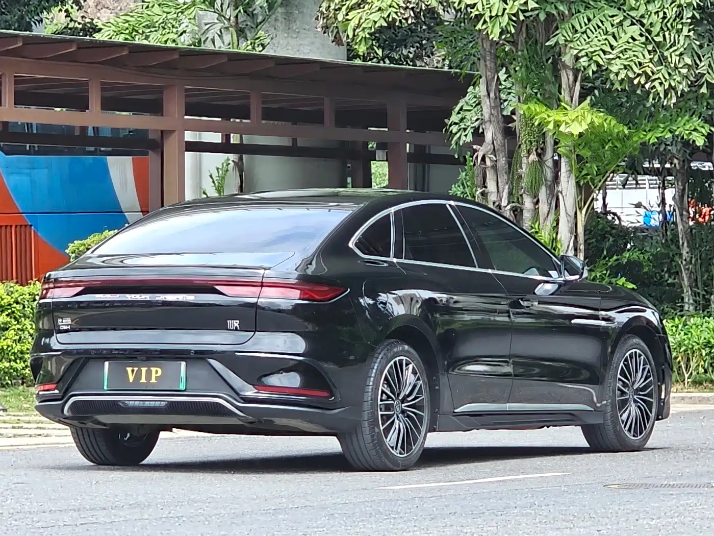 BYD Han 2023 DM-i Champion Edition 121KM Honor фото 10