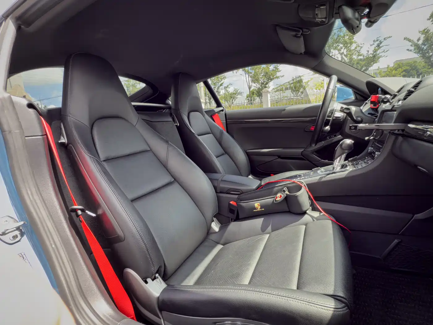 Porsche 718 2018 Cayman 2.0T фото 26