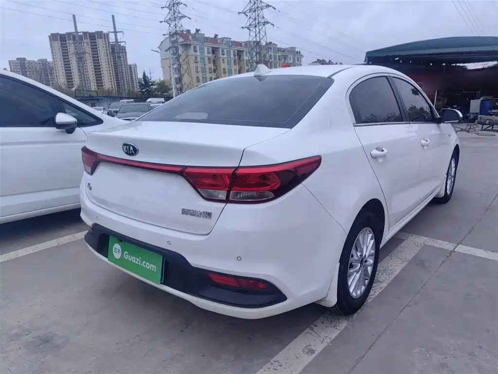 Kia K2 2017 Sedan 1.4L MT 15th Anniversary Special Edition GLS фото 7