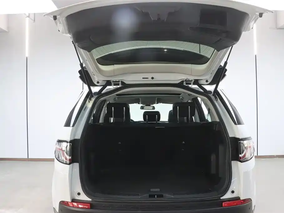 Land Rover Discovery Sport 2019 240PS PURE Edition China VI фото 28