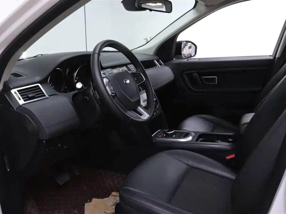 Land Rover Discovery Sport 2019 240PS PURE Edition China VI фото 13