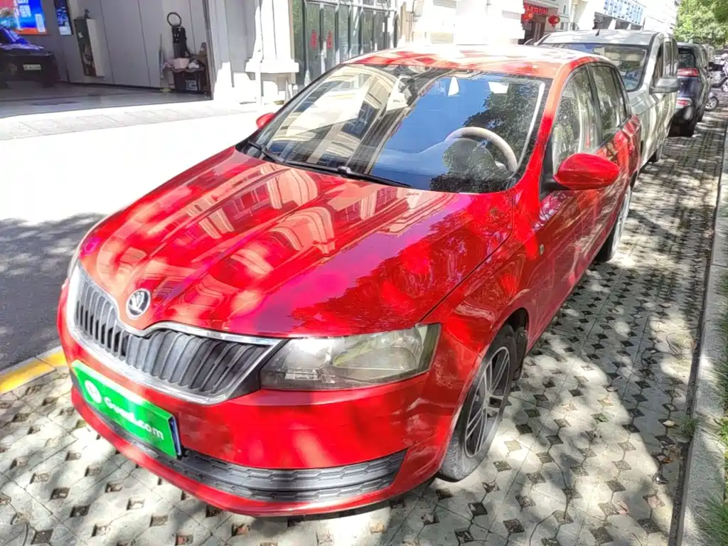 Škoda Skoda Rapid Spaceback 2016 — пригон из Китая
