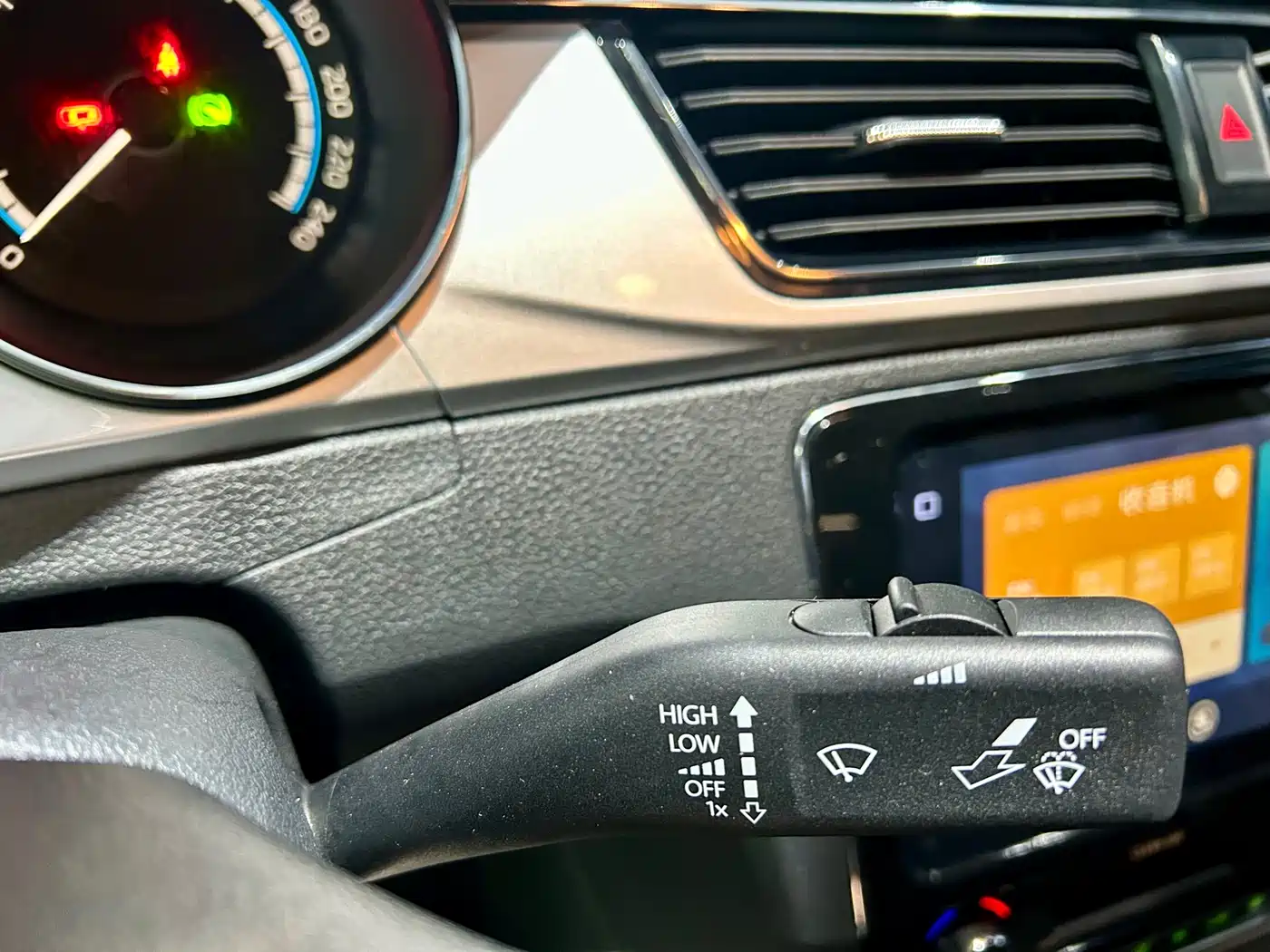 Škoda Rapid 2022 1.5L Automatic Comfort Edition фото 19
