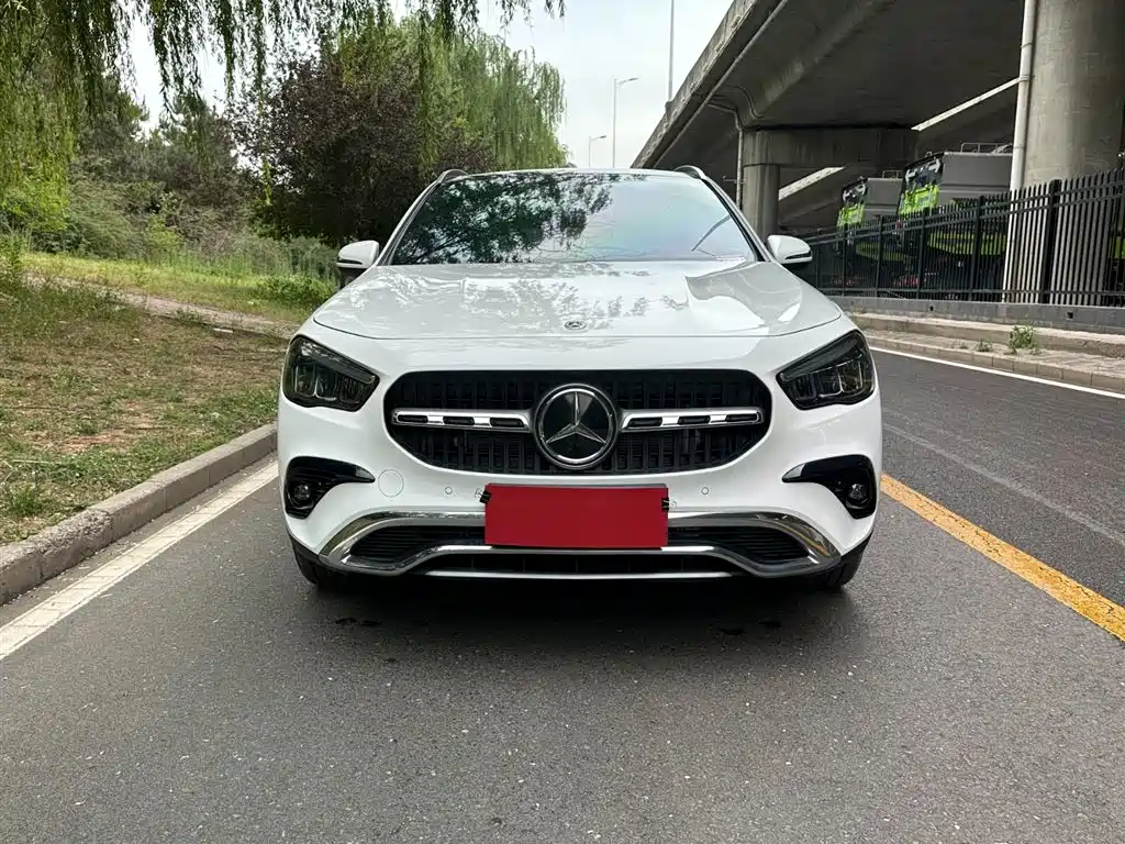 Mercedes-Benz GLA 2024 GLA 220 фото 2
