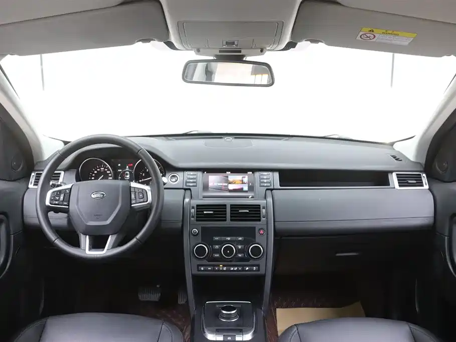 Land Rover Discovery Sport 2019 240PS PURE Edition China VI фото 20